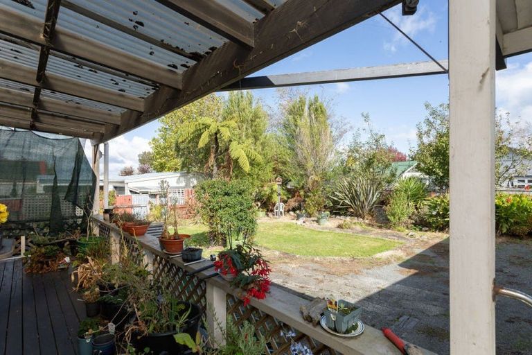 Photo of property in 12 Grant Street, Dannevirke, 4930