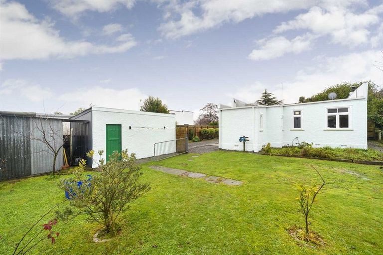Photo of property in 40 Rongopai Street, Palmerston North, 4414