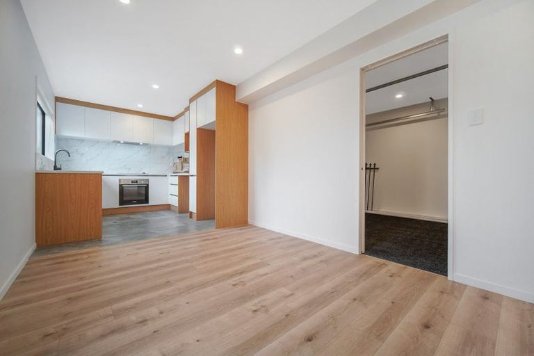 Photo of property in 62a Glenmore Road, Sunnyhills, Auckland, 2010