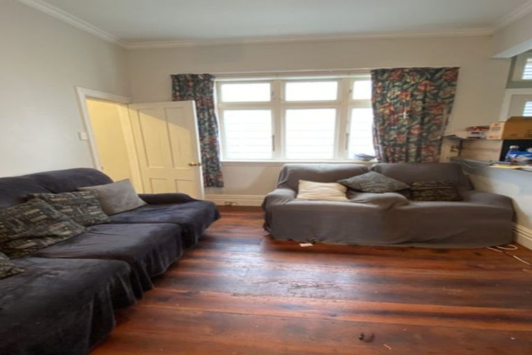 Photo of property in 14 Prince Street, Mount Victoria, Wellington, 6011