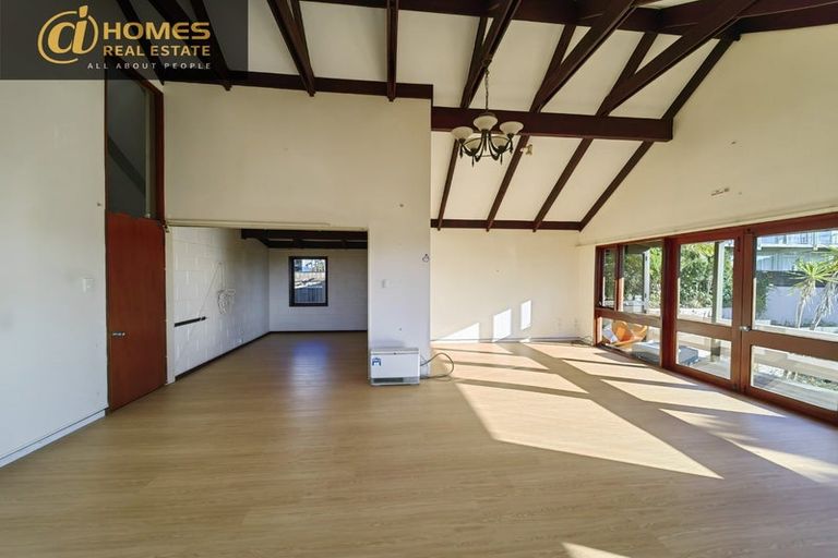 Photo of property in 7 Galaxy Drive, Mairangi Bay, Auckland, 0630