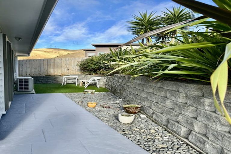 Photo of property in 20a Gifford Grove, Churton Park, Wellington, 6037