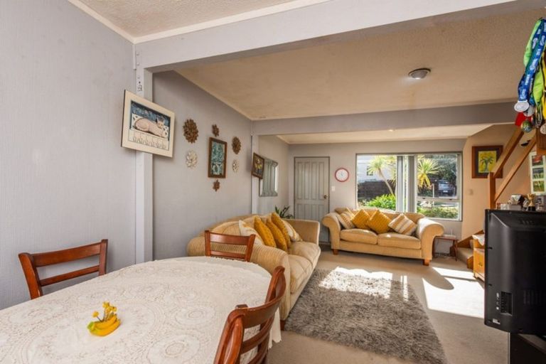 Photo of property in 38b Percy Dyett Drive, Karori, Wellington, 6012