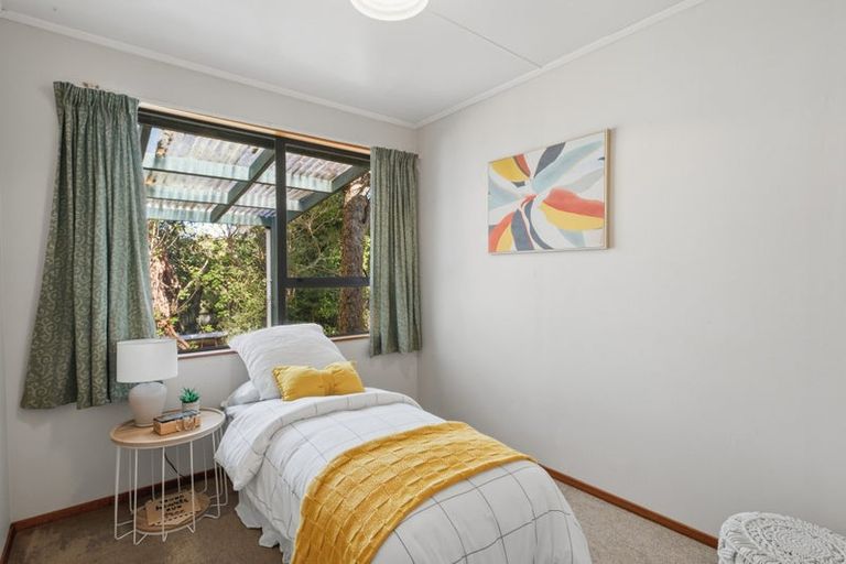Photo of property in 38 Rakiura Parade, Otatara, Invercargill, 9879