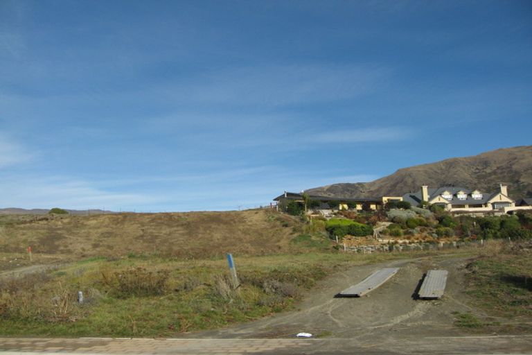 Photo of property in 9 Stonebrook Drive, Wanaka, 9305