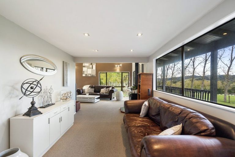 Photo of property in 45 Drinnan Road, Waitoki, Kaukapakapa, 0871