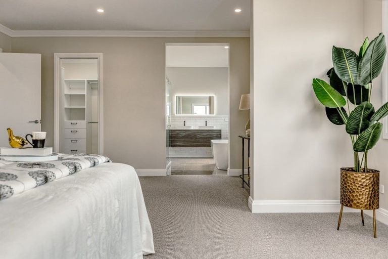 Photo of property in 4 Sunline Drive, Leamington, Cambridge, 3432