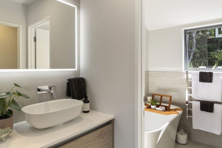 Photo of property in 287 Whitehills Road, Waitoki, Silverdale, 0994