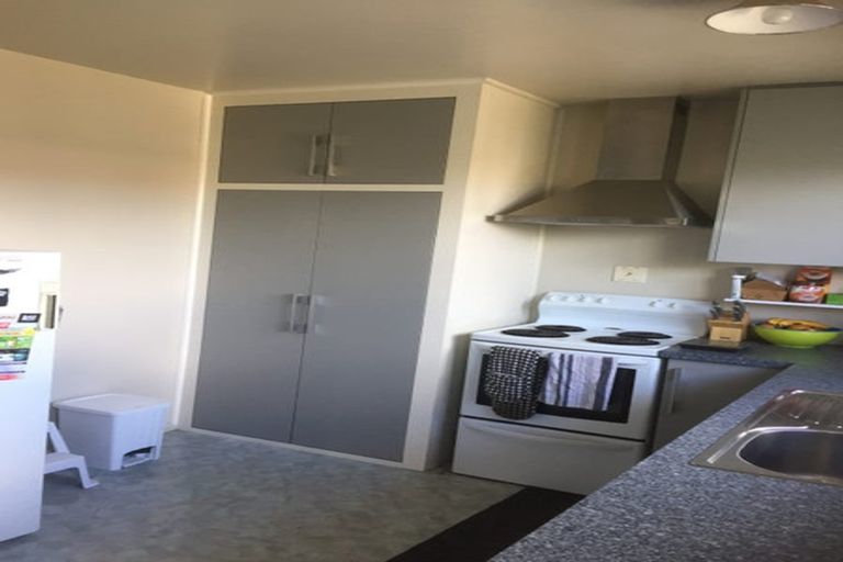 Photo of property in 33 Colwyn Street, Bryndwr, Christchurch, 8053