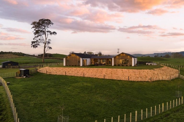 Photo of property in 1136 Roto O Rangi Road, Rotoorangi, Cambridge, 3495