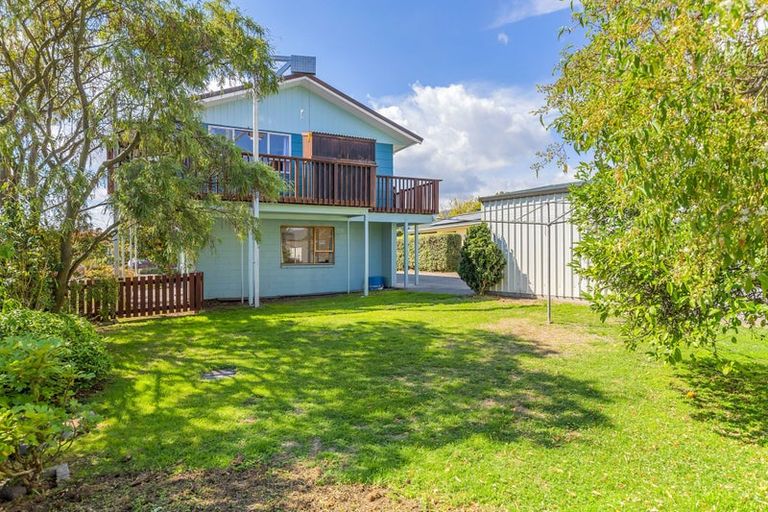 Photo of property in 25 Tobin Place, Richmond Heights, Taupo, 3330