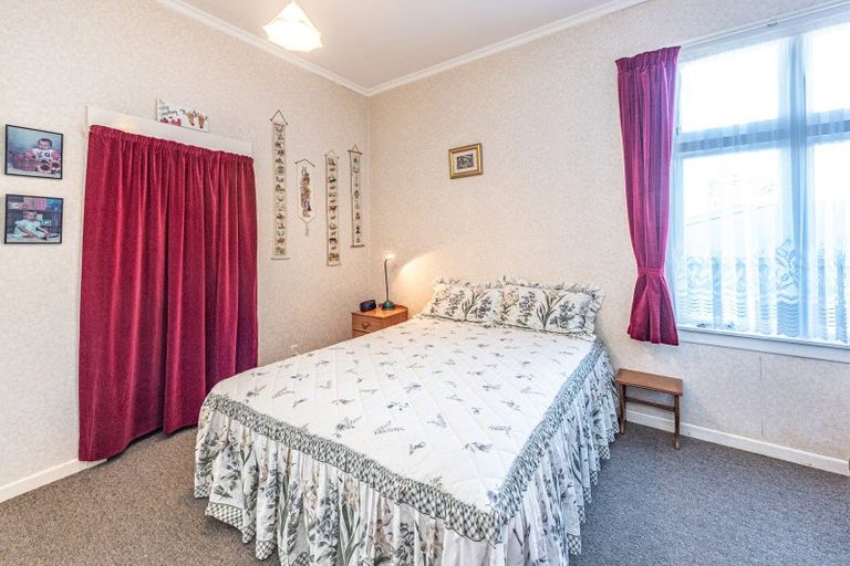 Photo of property in 1 Gunn Street, Gonville, Whanganui, 4501