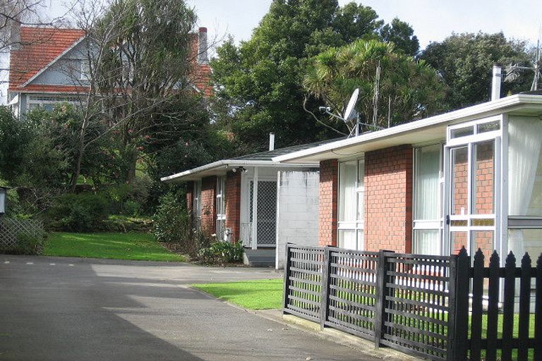 Photo of property in 153b Ruahine Street, Roslyn, Palmerston North, 4414
