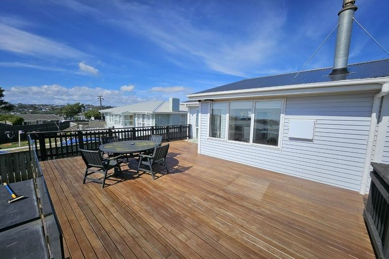 Photo of property in 38 Matatiro Street, Titahi Bay, Porirua, 5022