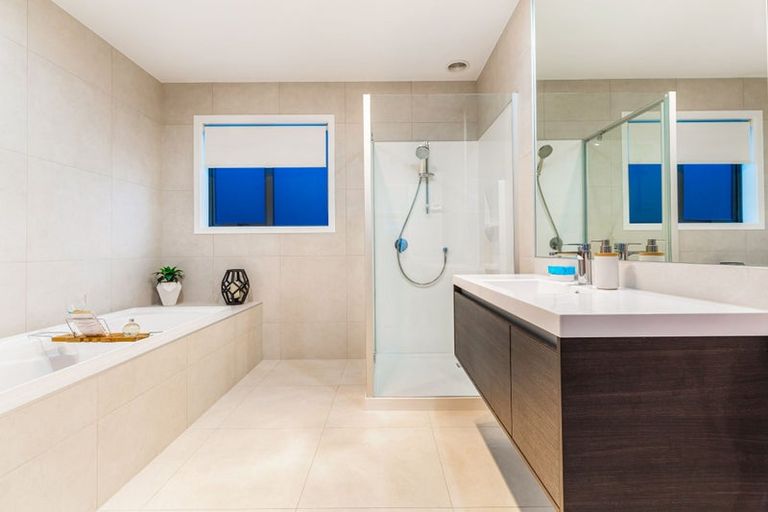 Photo of property in 17 Whenuapai Drive, Whenuapai, Auckland, 0618