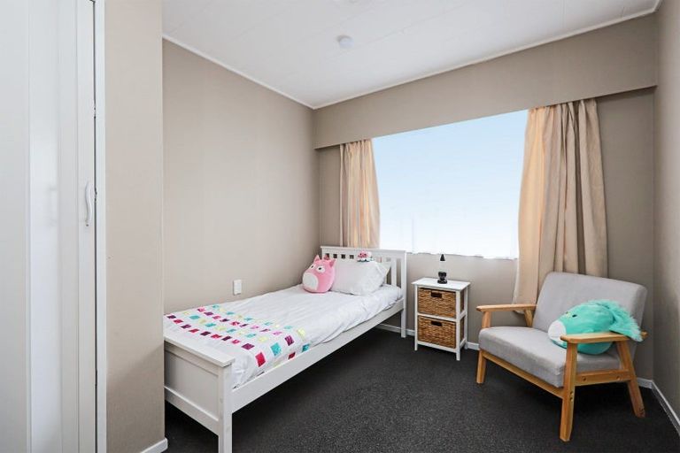 Photo of property in 34 Walton Way, Flaxmere, Hastings, 4120