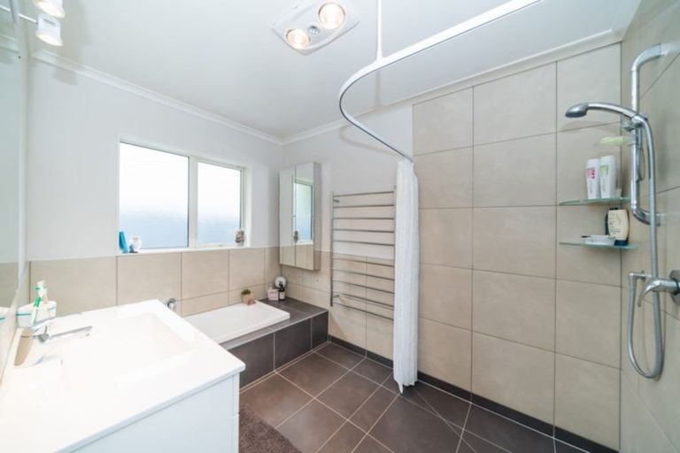 Photo of property in 6a Monckton Street, Feilding, 4702