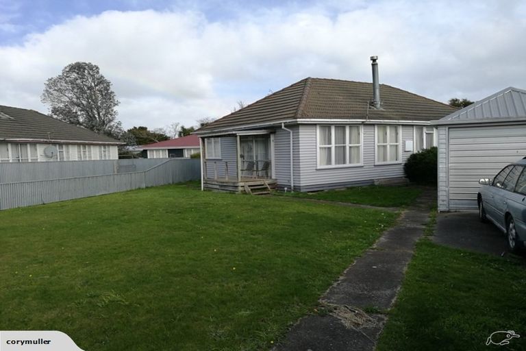 Photo of property in 9 Hartgill Crescent, Dannevirke, 4930