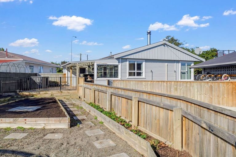 Photo of property in 46 Fairs Road, Milson, Palmerston North, 4414