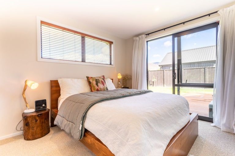 Photo of property in 2 Glen Dene Crescent, Wanaka, 9305