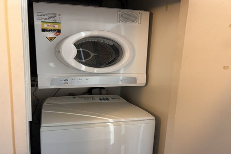 Photo of property in 12/17 Fleet Street, Eden Terrace, Auckland, 1021