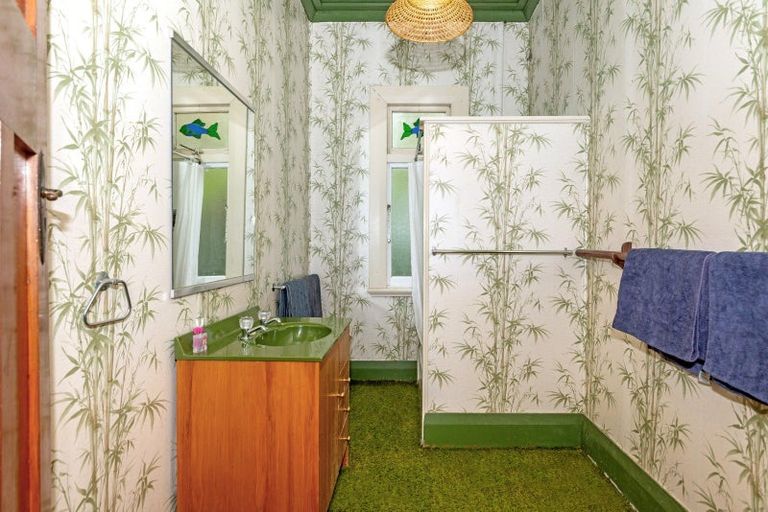 Photo of property in 4 Banks Street, Tolaga Bay, 4077