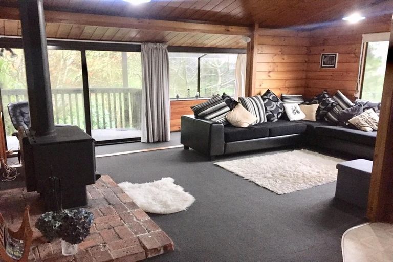 Photo of property in 73 Mountain Road, Western Heights, Rotorua, 3015