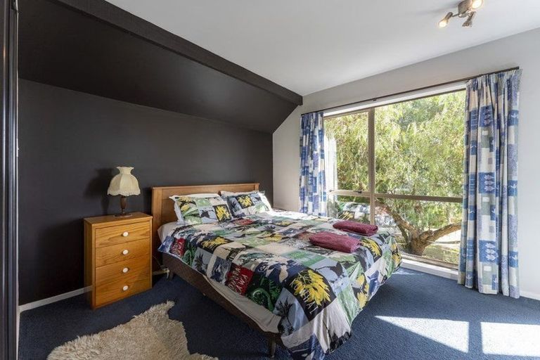Photo of property in 2 Sedgwick Way, Westmorland, Christchurch, 8025