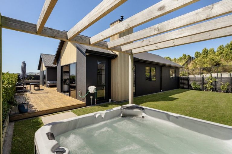 Photo of property in 4 Raby Lane, Pyes Pa, Tauranga, 3112