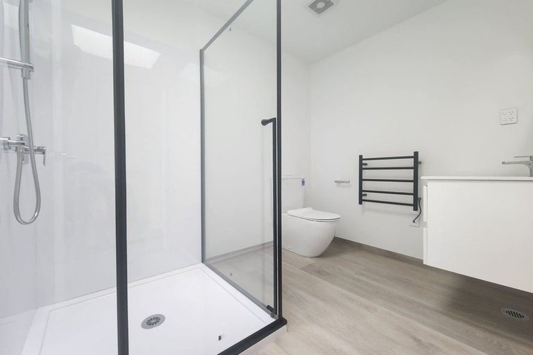 Photo of property in 15 Tiraumea Drive, Pakuranga, Auckland, 2010