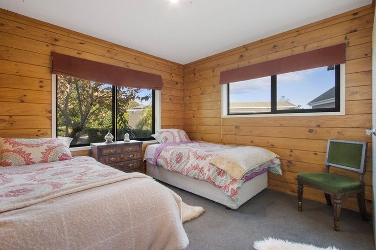 Photo of property in 63 Kayelene Place, Omokoroa, 3114