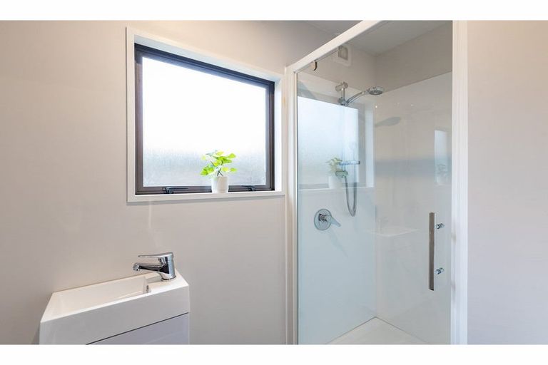 Photo of property in 70 Orrick Crescent, Avondale, Christchurch, 8061