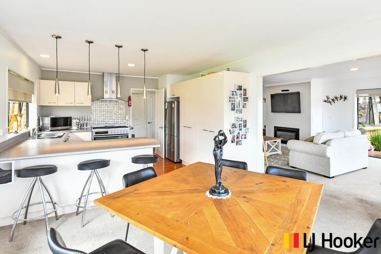 Photo of property in 1 Mull Place, Wattle Downs, Auckland, 2103