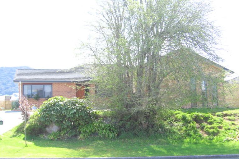 Photo of property in 7 Bullmore Place, Pukehangi, Rotorua, 3015