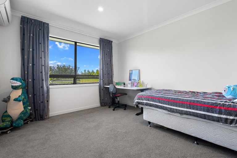 Photo of property in 23 Sarona Park Drive, Omanawa, Tauranga, 3171