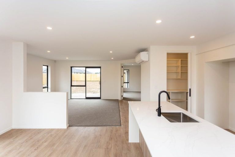 Photo of property in 39 Ridgeland Way, West Melton, 7618