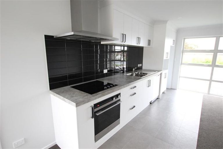 Photo of property in 34 Regis Park Drive, Pukekohe, 2120