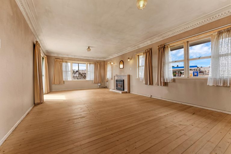 Photo of property in 1/10 Grove Road, Papakura, 2110