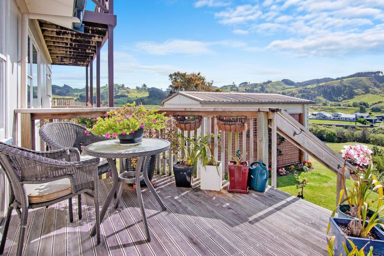 Photo of property in 5 Farm Road, Waihi Beach, 3611