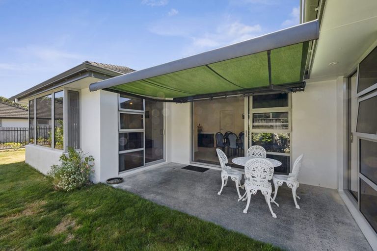 Photo of property in 4 Sawyers Way, New Plymouth, 4310