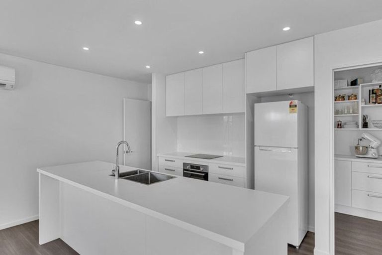 Photo of property in 132 Shillingford Boulevard, Rolleston, 7615