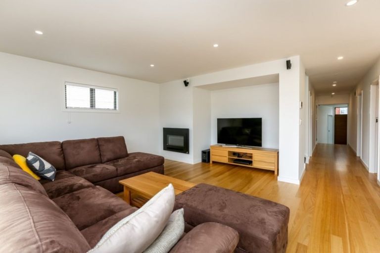 Photo of property in 116 Vivian Street, New Plymouth, 4310