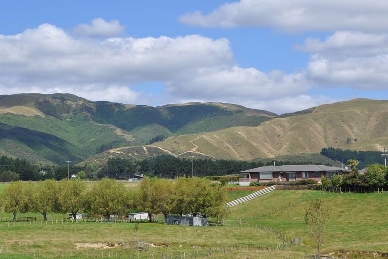 Photo of property in 271 Scotts Road, Linton, Palmerston North, 4472