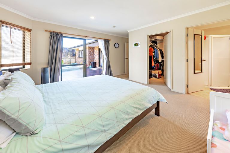Photo of property in 15 Killeen Place, Flat Bush, Auckland, 2019