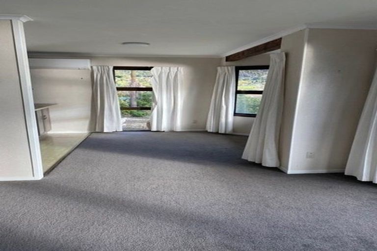 Photo of property in 2021 Whangarei Heads Road, Whangarei Heads, Whangarei, 0174