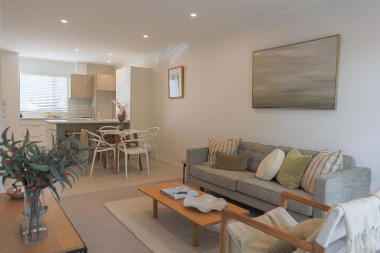 Photo of property in 12b Titoki Street, Te Atatu Peninsula, Auckland, 0610