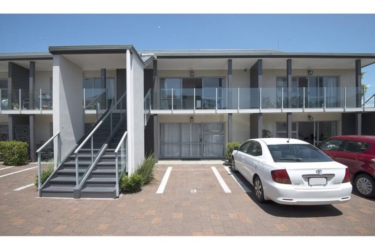 Photo of property in 7/420a Hibiscus Coast Highway, Orewa, 0931