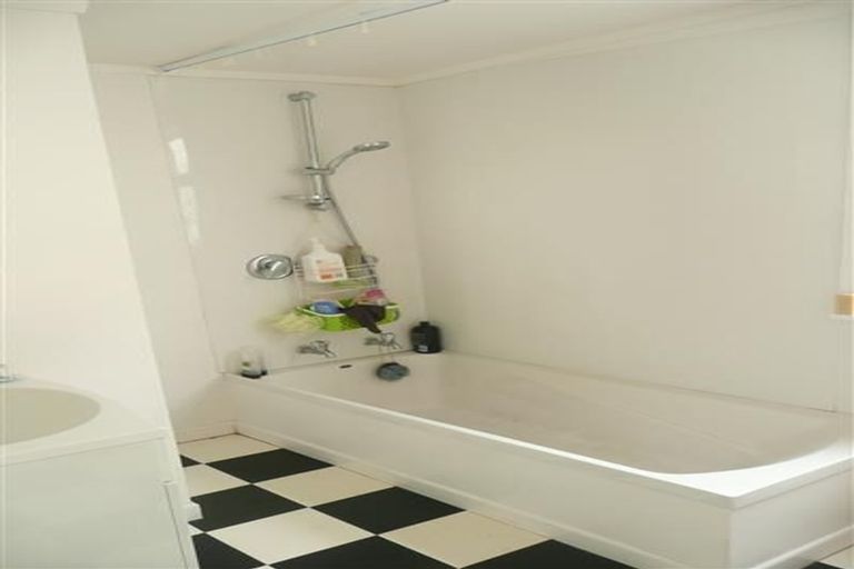 Photo of property in 3 Angus Avenue, Berhampore, Wellington, 6023