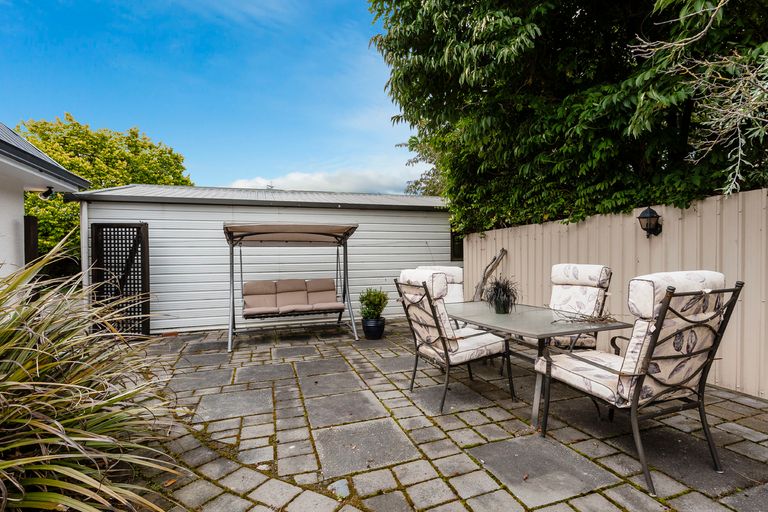 Photo of property in 1 Hamilton Court, Milton, 9220