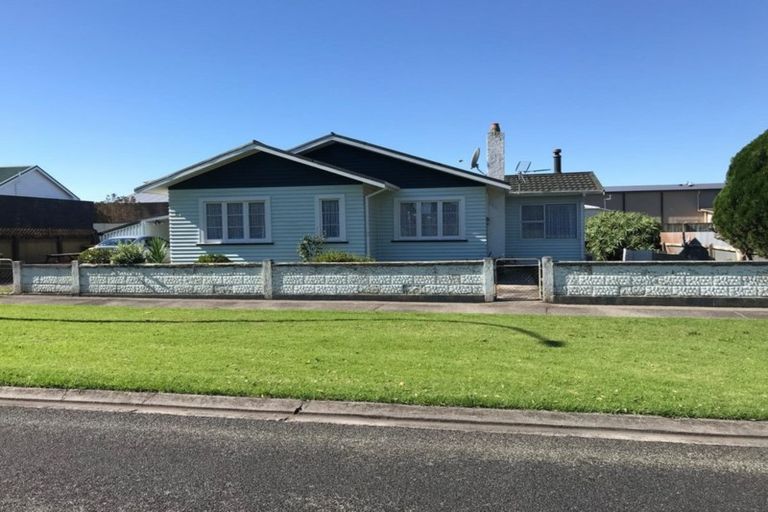 Photo of property in 24 Browne Street, Waitara, 4320